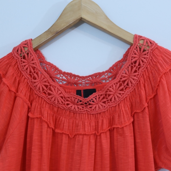 New Directions Coral Crochet Lace Too - Picture 4 of 8